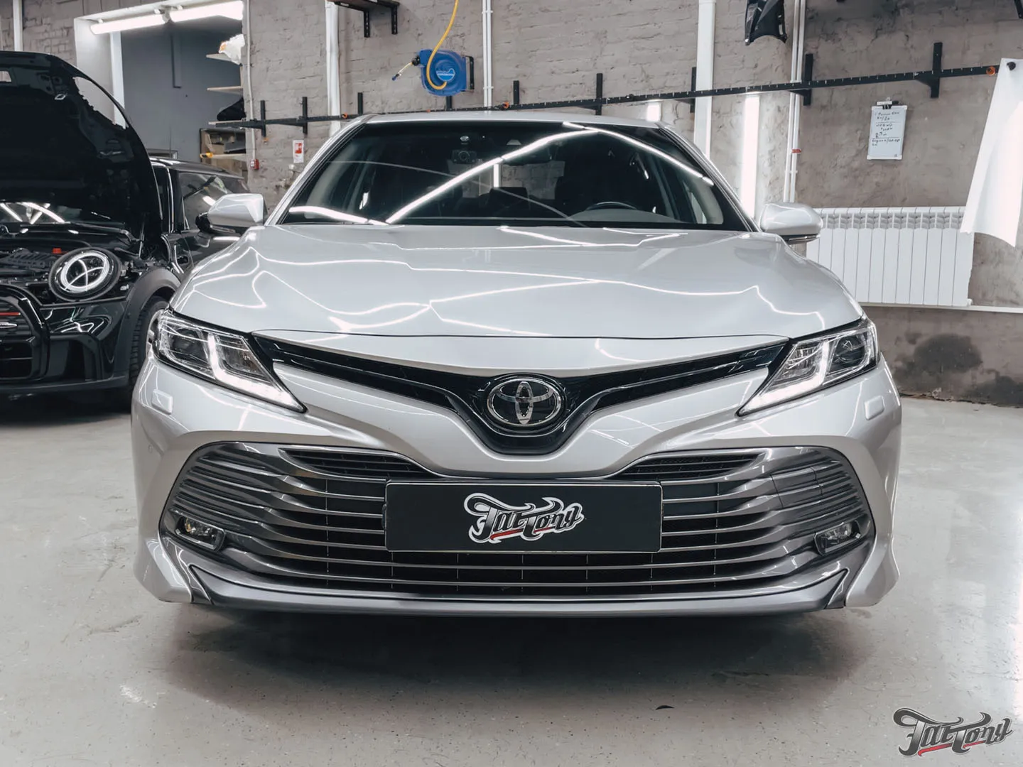 Отремонтировали и окрасили дверь на Toyota Camry, приехавшей из Волгограда!